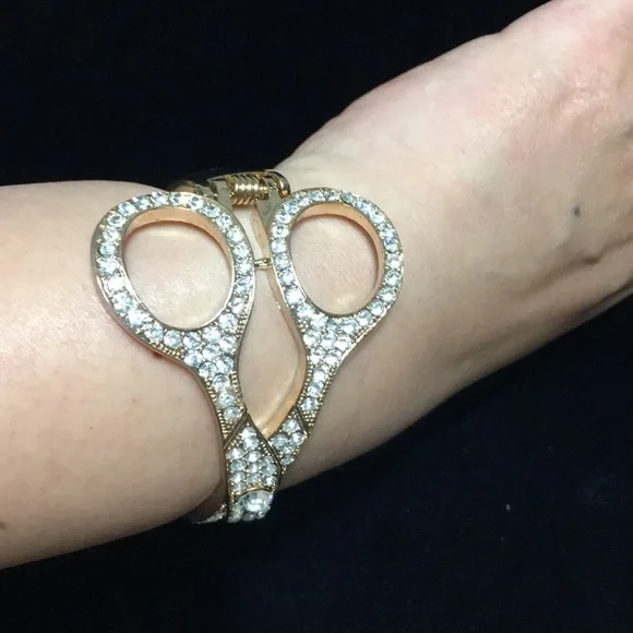 🖤Scissors💕design hinged bangle - Picture 4 of 15